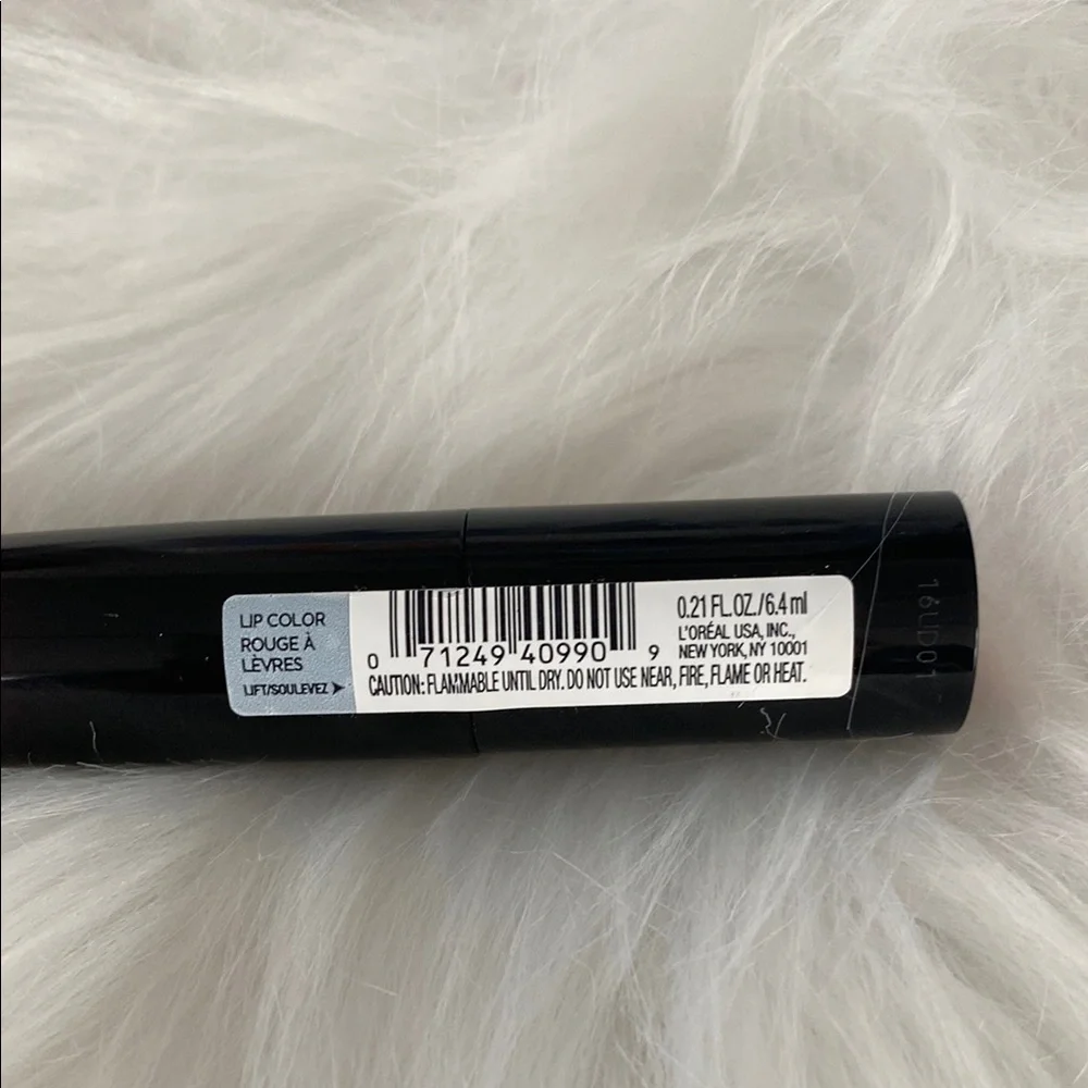 L'Oreal Paris Lipstick - sealed new never opened #303 Be independent
